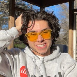 Meet your Posher, Bryan